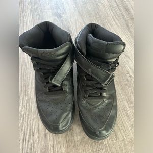 Nike Air Force 1 ‘07 Mid Black size 11.5 men’s